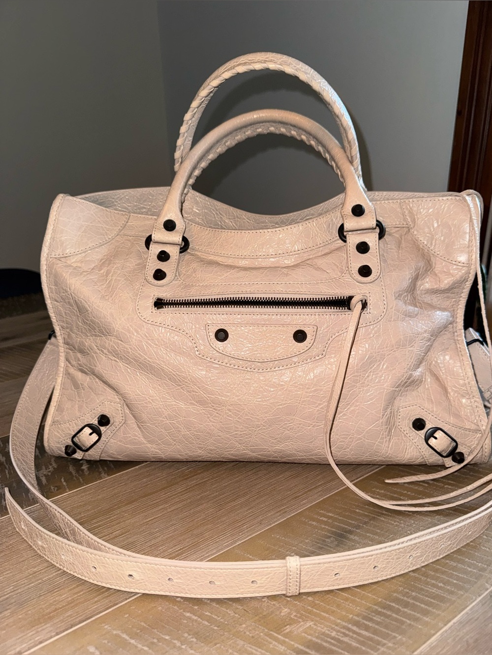 Balenciaga Medium Le City 2024 Almond Beige Like New